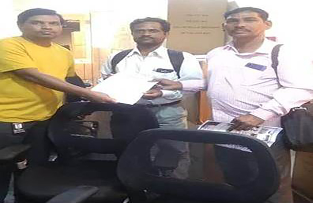 29) CSR Activities – Mat, Computer and Chairs Donation (3)