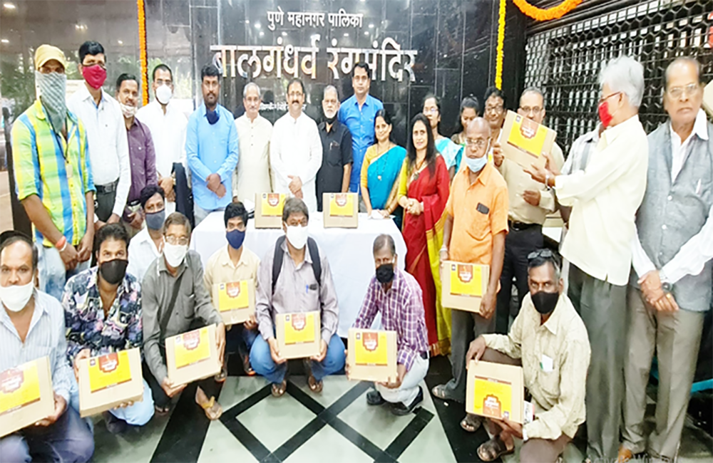 42) Atma Nirbhar Diwali 2020 “Diwali Pharal Given to 5000 needy families” (1)