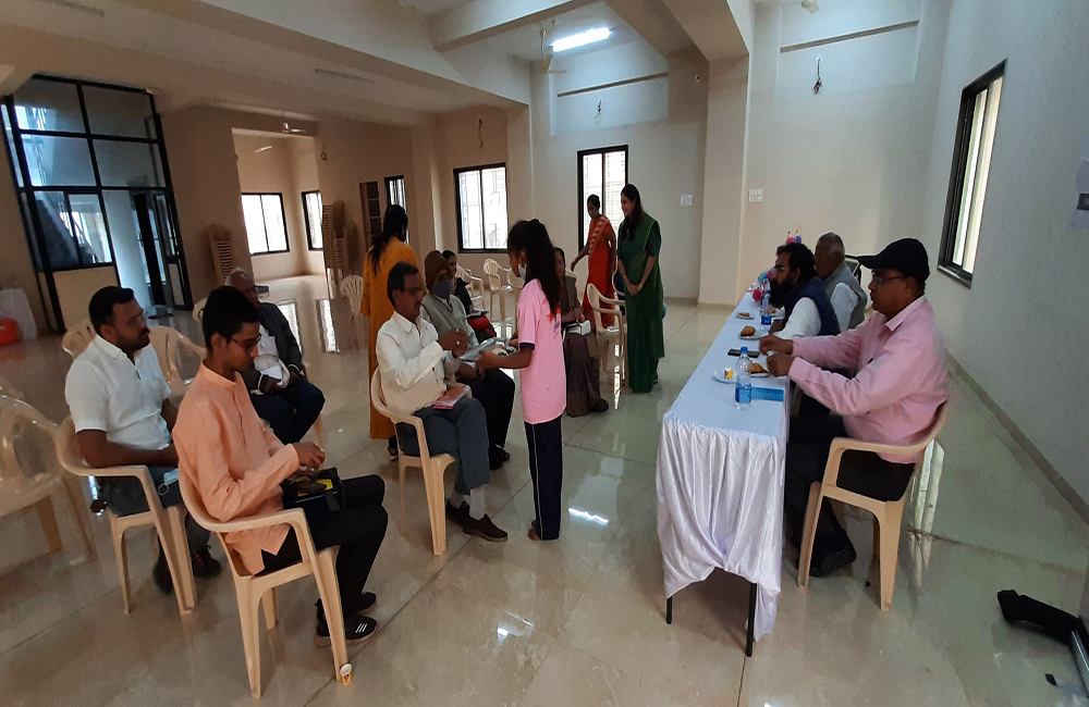 58) Jalgaon District Review Meeting - 12 January 2022 (3)