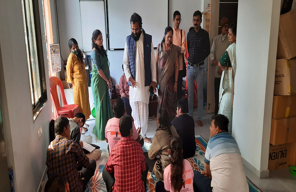 58) Jalgaon District Review Meeting - 12 January 2022 (4)