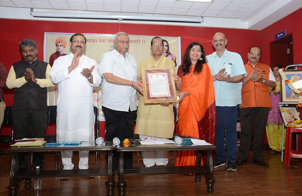 6) 12th January2018 Social Awards (1)